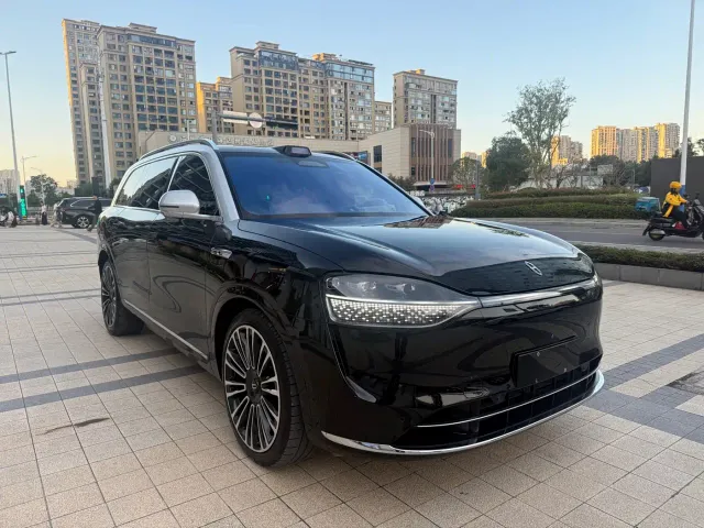 Aito M9 — Фото автомобиля 3