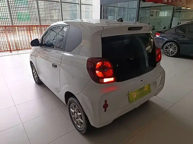 Roewe Clever — Фото автомобиля 4