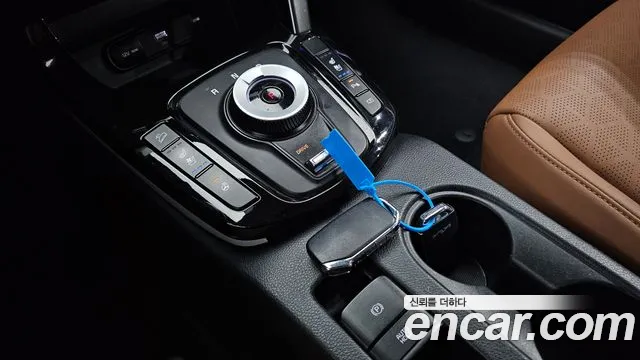 Kia Seltos New — Фото автомобиля 12