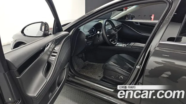 Genesis G80 Бензин 2.5 турбо AWD — Фото автомобиля 8