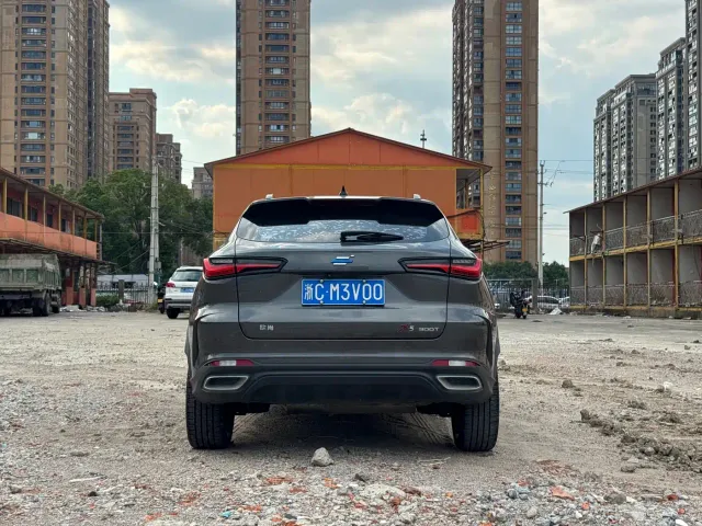 Changan Oushang X5 — Фото автомобиля 10