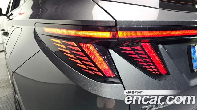 Hyundai Tucson Tucson (NX4) Бензин 1.6 Turbo 4WD — Фото автомобиля 21