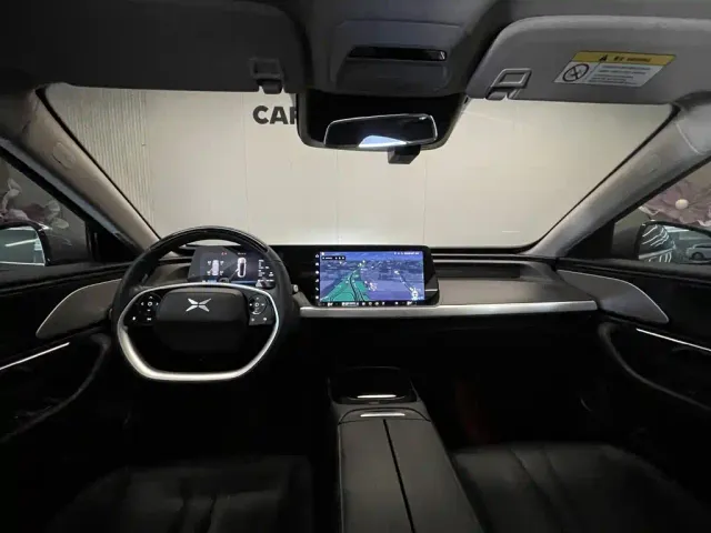 Xpeng P7 — Фото автомобиля 14