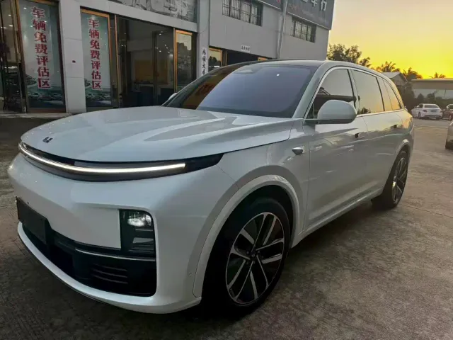 Фотография автомобиля — Li Auto L7