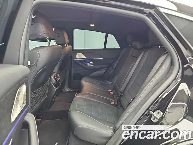 Mercedes-Benz GLE-Class — Фото автомобиля 12