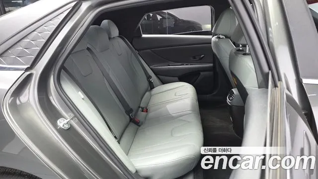 Hyundai Avante CN7 — Фото автомобиля 18