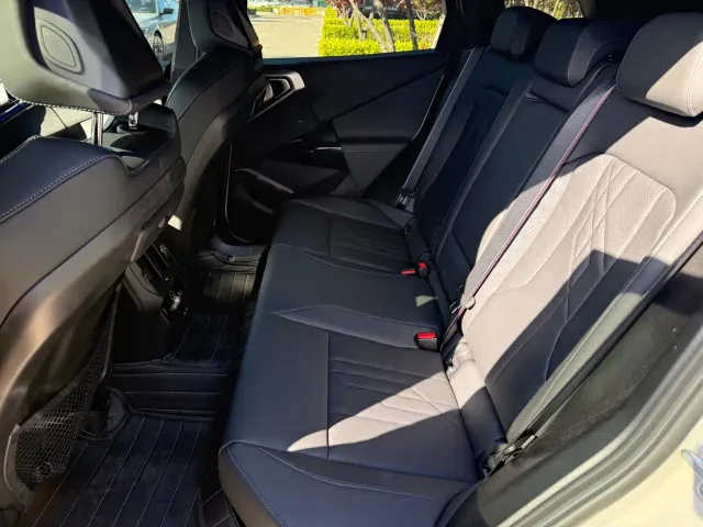 BMW X3 M50 — Фото автомобиля 7