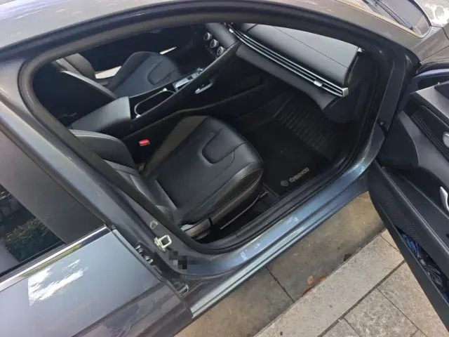 Hyundai Elantra — Фото автомобиля 19