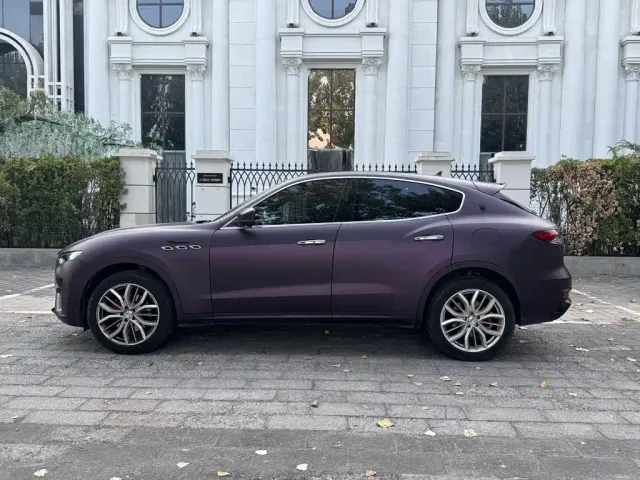 Maserati Levante — Фото автомобиля 7