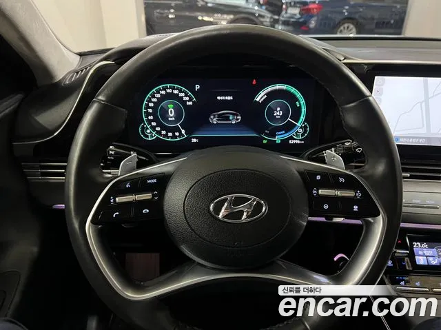 Hyundai Grandeur Grandeur (New) Hybrid — Фото автомобиля 8