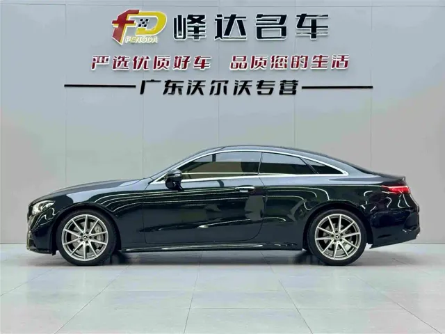 Mercedes-Benz E-Class — Фото автомобиля 4