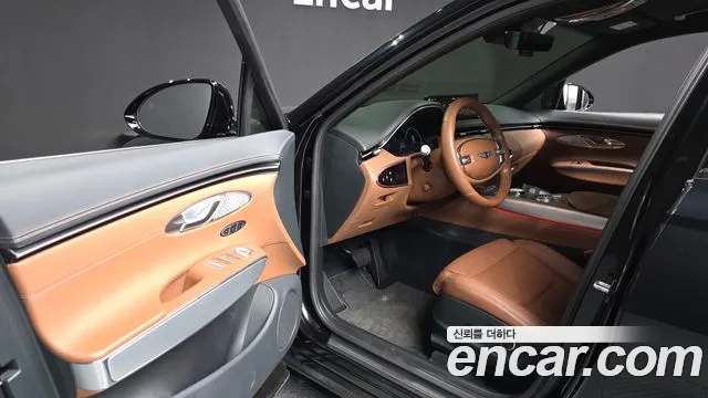 Genesis GV70 2.5T Бензин 2WD — Фото автомобиля 8
