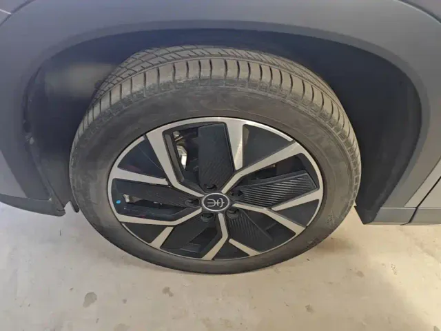 BYD Song L DM-i — Фото автомобиля 22