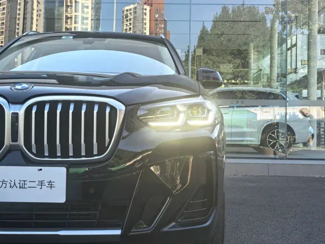 BMW X3 — Фото автомобиля 4