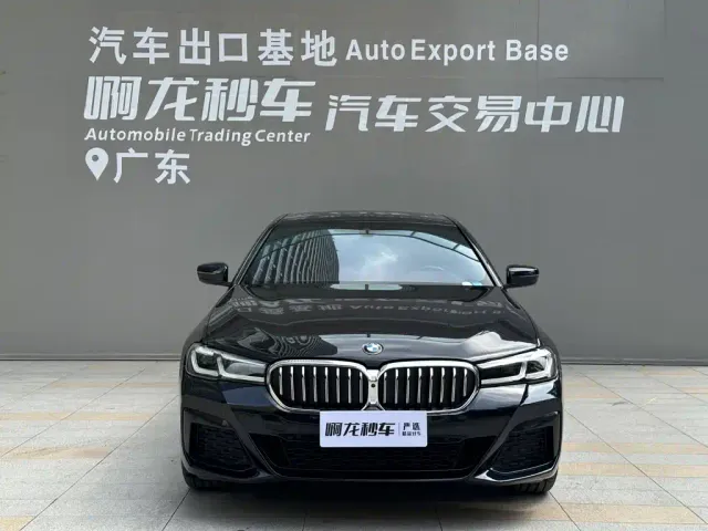 BMW 5 Series — Фото автомобиля 2