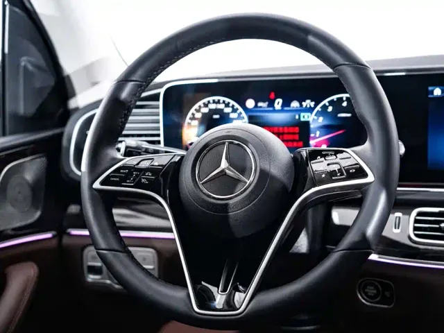 Mercedes-Benz GLE-Class — Фото автомобиля 15