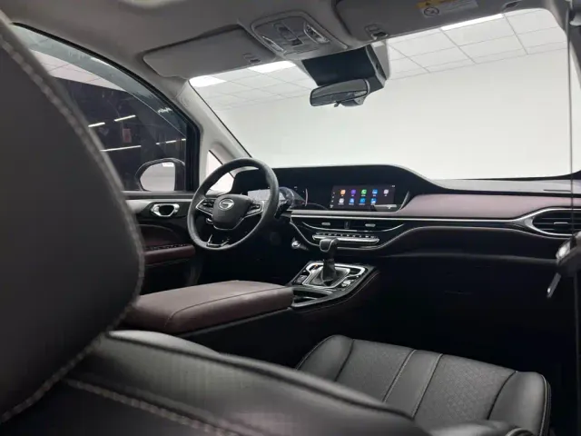 GAC Trumpchi M6 — Фото автомобиля 17