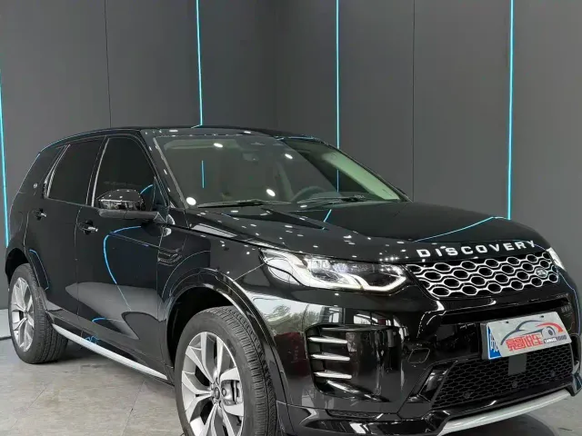 Land Rover Discovery Sport — Фото автомобиля 3