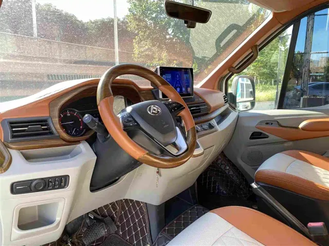 Maxus SAIC Maxus MAXUS V90 RV — Фото автомобиля 6