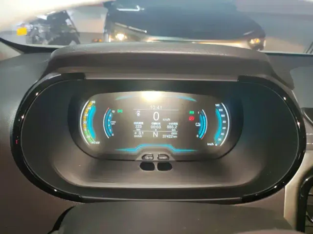 Chery eQ1 — Фото автомобиля 7