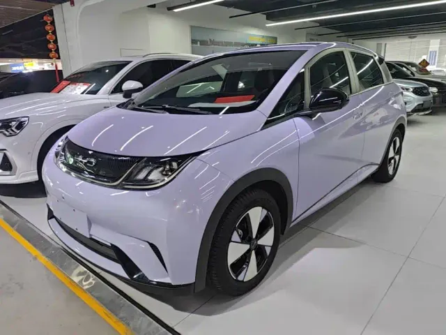 Фотография автомобиля — BYD Dolphin