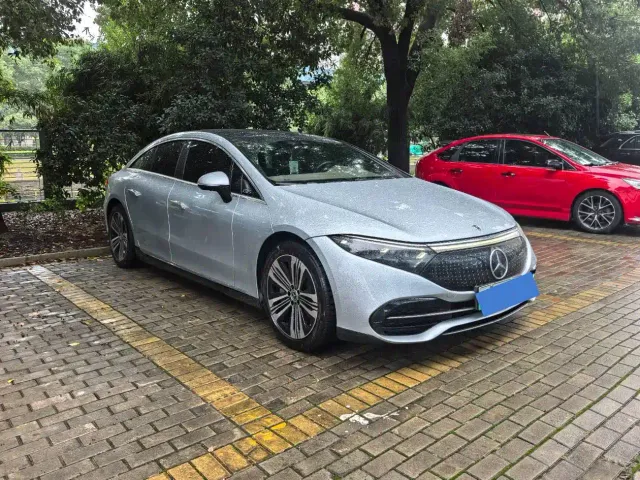 Mercedes-Benz EQS — Фото автомобиля 3