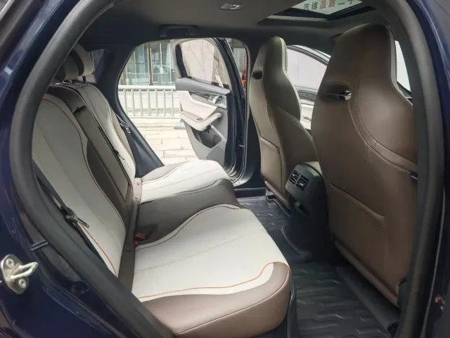 BYD Qin PLUS — Фото автомобиля 12