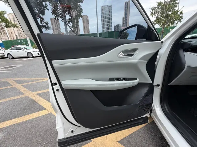 Changan UNI-Z — Фото автомобиля 7