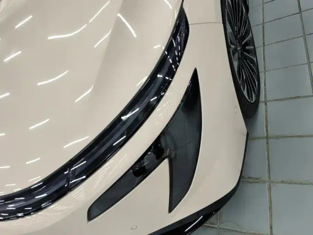 Nissan N7 — Фото автомобиля 5
