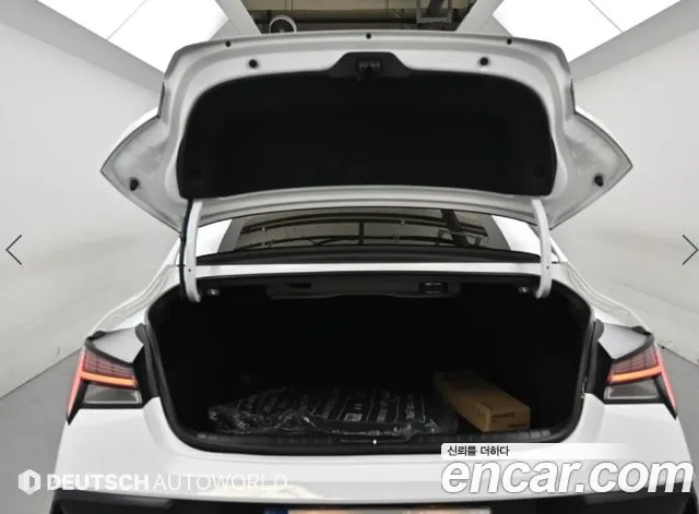 Hyundai AVANTE Новый Avante (CN7) — Фото автомобиля 19