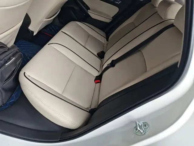 Honda Civic — Фото автомобиля 16