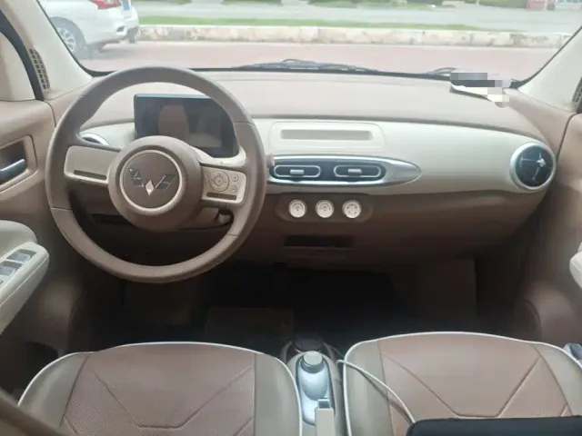 Wuling Hongguang Mini EV — Фото автомобиля 12