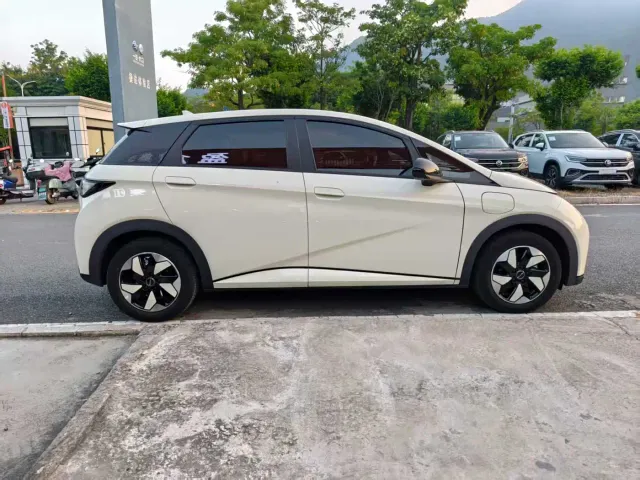 BYD Dolphin — Фото автомобиля 10