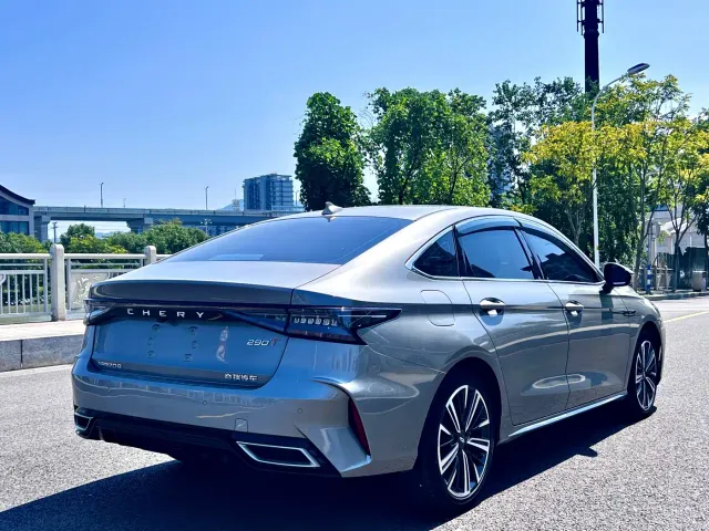Chery Arrizo 8 — Фото автомобиля 9