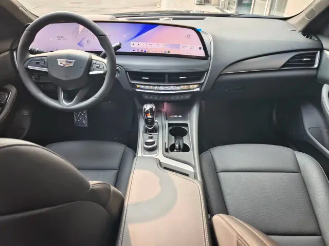 Cadillac CT5 — Фото автомобиля 14
