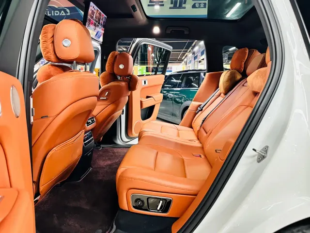 Li Auto L7 — Фото автомобиля 24