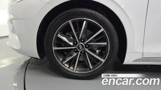 Hyundai Grandeur Новый Grandeur IG — Фото автомобиля 5