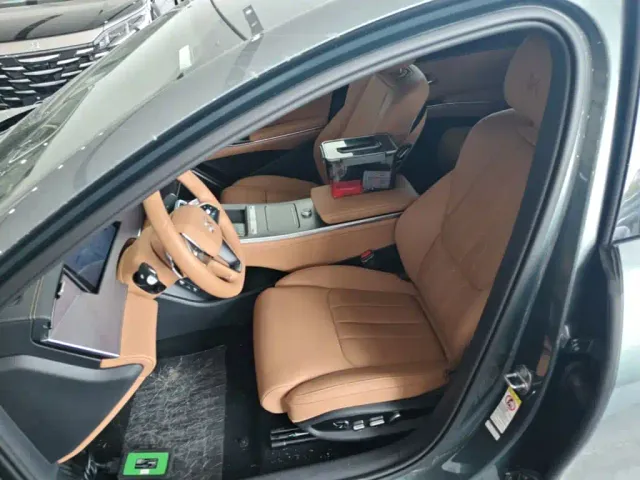 BYD Han L — Фото автомобиля 14