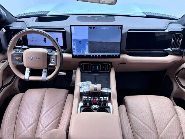BYD FangChengBao Leopard 8 — Фото автомобиля 14