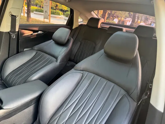 Changan Lamore — Фото автомобиля 8