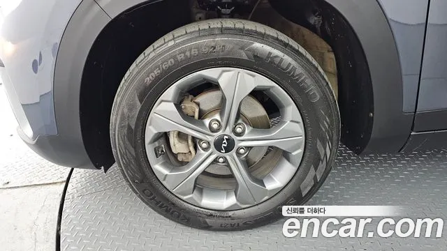 Kia Seltos — Фото автомобиля 5