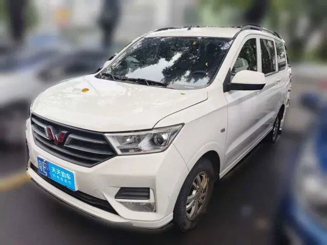 Фотография автомобиля — Wuling Hongguang