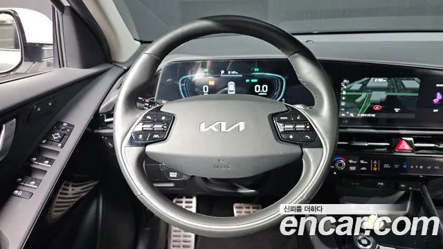 Kia Niro The All New — Фото автомобиля 11