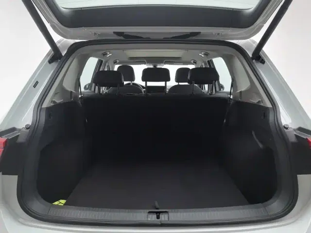 Volkswagen Tiguan L — Фото автомобиля 16