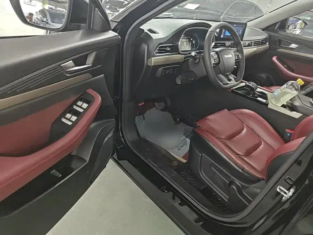 Jetour X70 — Фото автомобиля 15