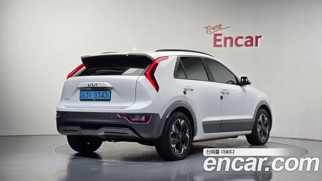 Kia Niro New — Фото автомобиля 2