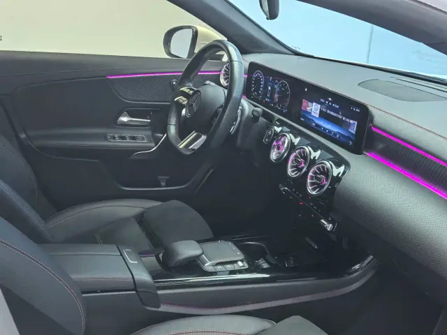 Mercedes-Benz A-Class — Фото автомобиля 13