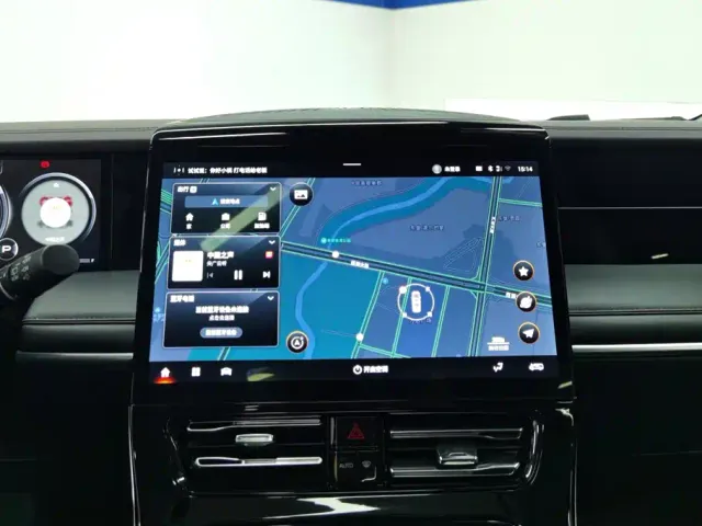 GAC Trumpchi M8 — Фото автомобиля 12