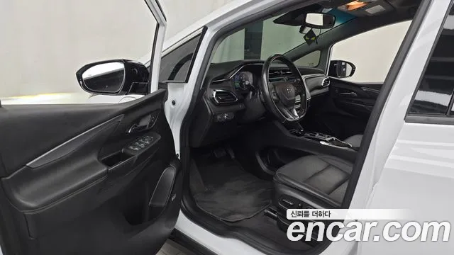 Chevrolet Bolt EV — Фото автомобиля 10