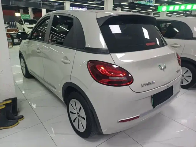Wuling Bingo — Фото автомобиля 4